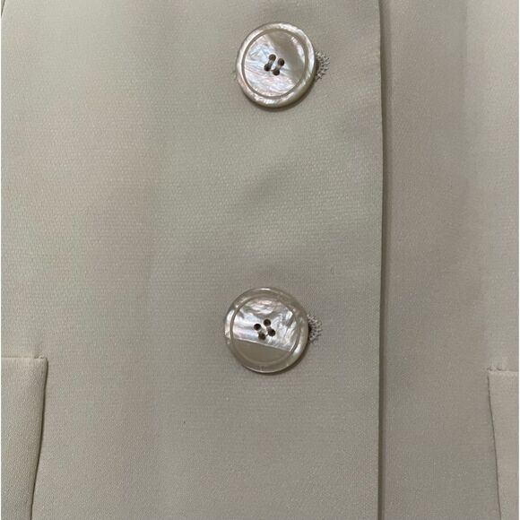 Talbots Silk Single Breasted Fitted Blazer Tan Neutral Size 4 - Picture 6 of 8